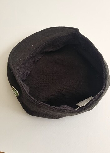 Beden siyah Renk Orjinal Lacoste baby flat şapka .