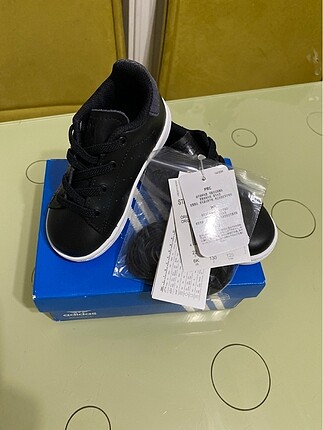 Adidas stan smith 22 numara