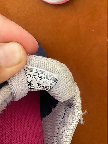 22 Beden 22 NUMARA ADİDAS KIZ ÇOCUK AYAKKABI