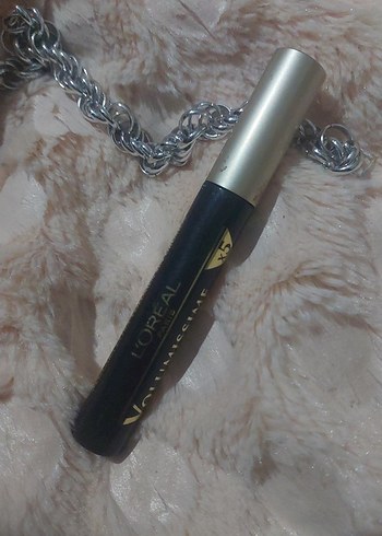 L'Oréal Siyah Parlak Maskara - Görsel 3