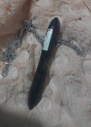 loreal marka Parlak Siyah Maskara - Görsel 7