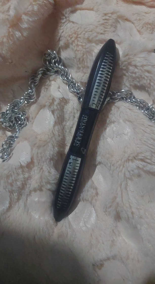 loreal marka Parlak Siyah Maskara - Görsel 3