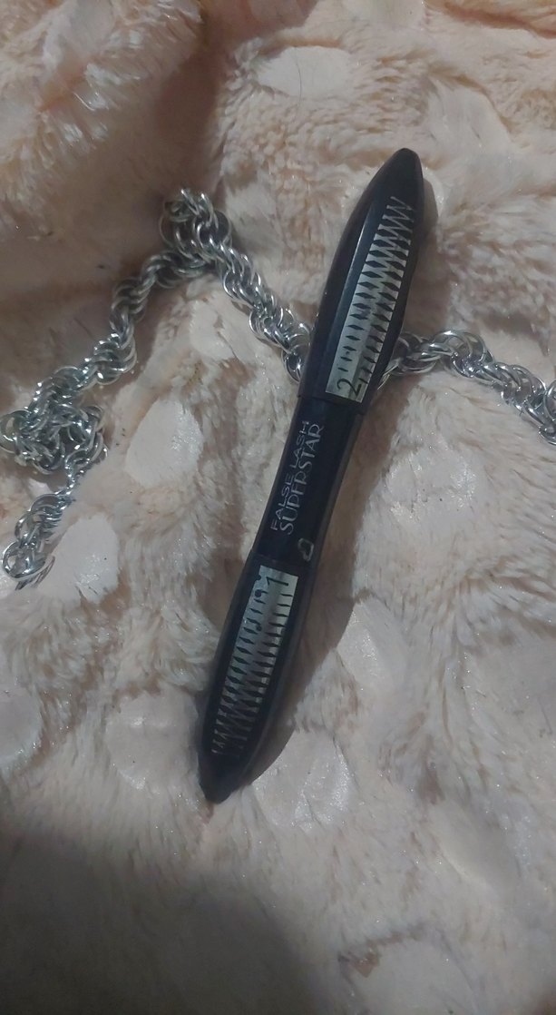 loreal marka Parlak Siyah Maskara - Görsel 5