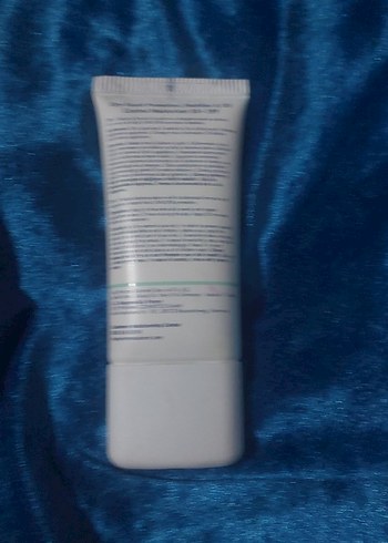 Yüksek Koruma SPF 50 Mattlaştırıcı Güneş Kremi - Görsel 9