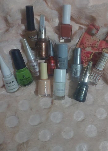 Çeşitli Renklerde Oje Seti - Görsel 6