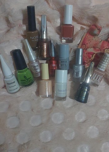 Çeşitli Renklerde Oje Seti - Görsel 9