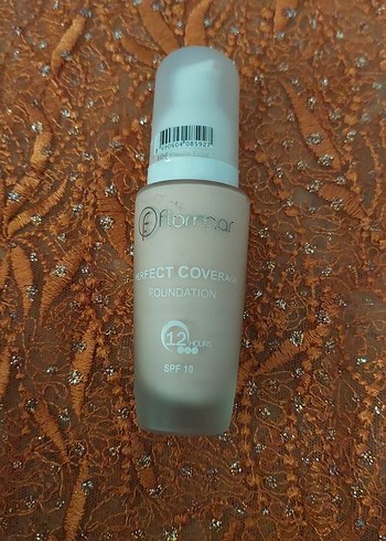 Flormar Flormar Perfect Coverage Fondöten SPF10 Bej