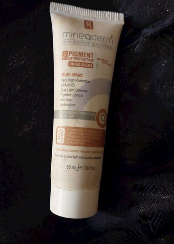 Diğer Mineaderm Renkli Güneş Kremi SPF 50 BB Krem