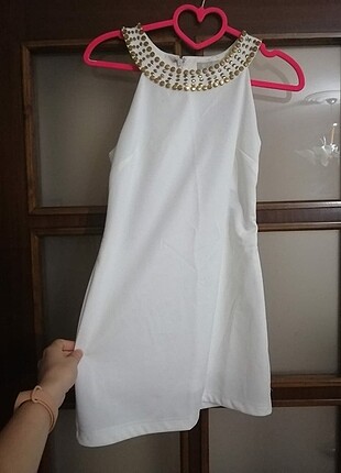 Beyaz açık elbise