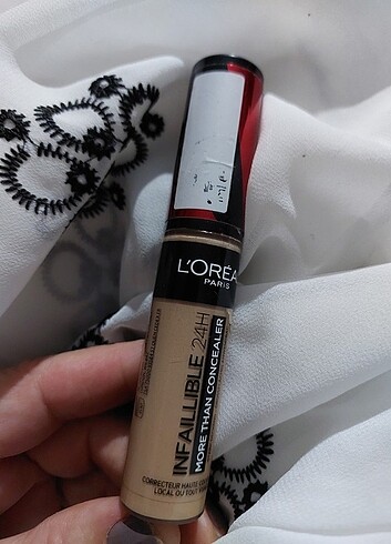 Beden Renk Loreal paris marka kapatıcı