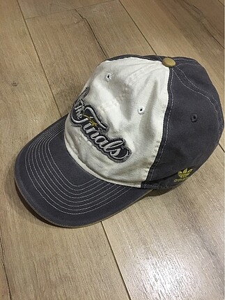 Adidas sapka