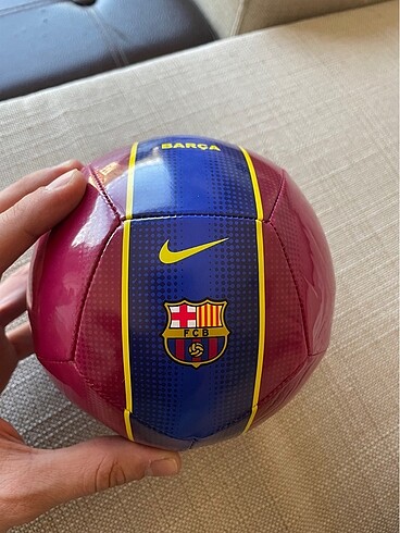 Nike Barca futbol topu