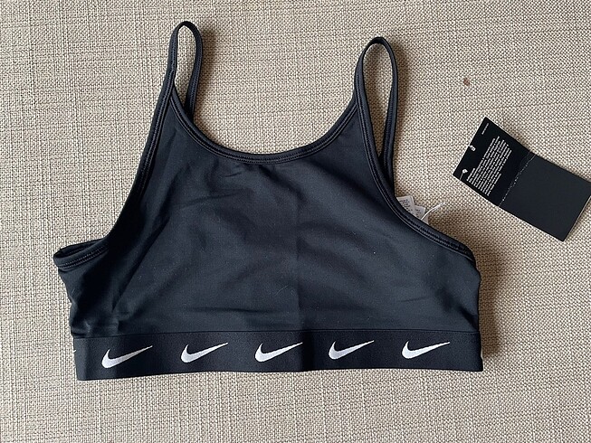 Nike sporcu sutyeni