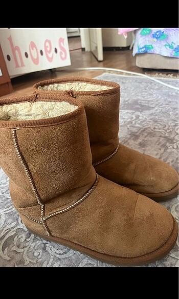 Ugg kadın bot