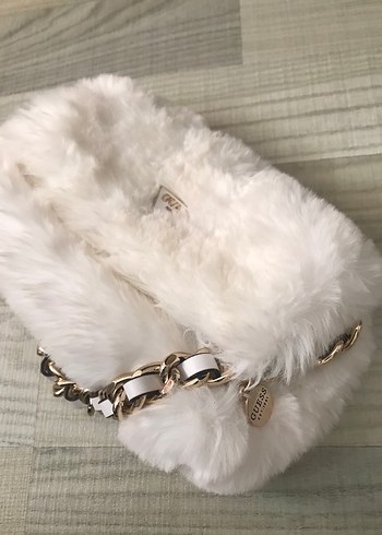 Beyaz Kürklü Kadın El Çantası - Görsel 3