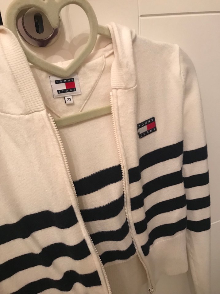 Tommy Hilfiger Beyaz Çizgili Triko Hırka - Görsel 2