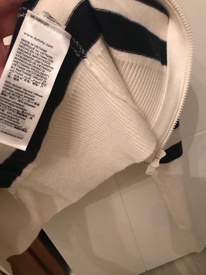 Tommy Hilfiger Beyaz Çizgili Triko Hırka - Görsel 4