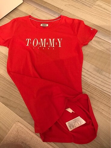 s Beden Orjinal Tommy hilfiger
