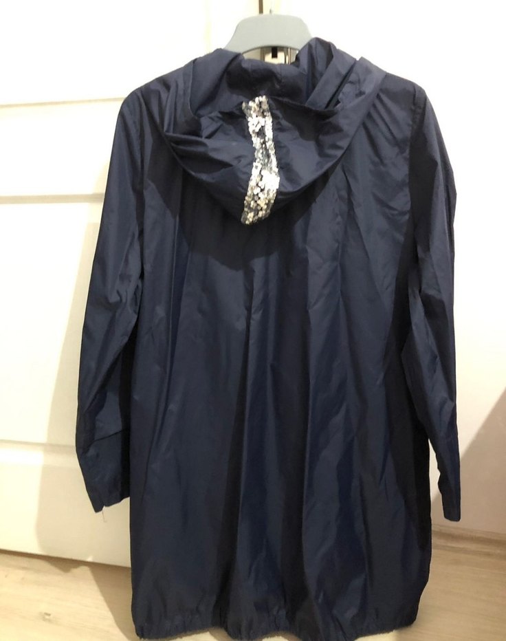 Pul Deaylı Uzun Lacivert Kadın Yağmurluk - Görsel 2