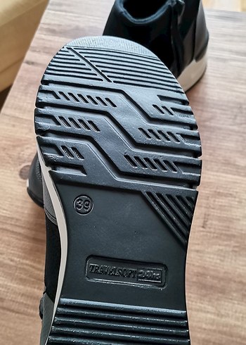 Gri Siyah Dolgu Topuklu Kadın Spor Ayakkabı - Görsel 6