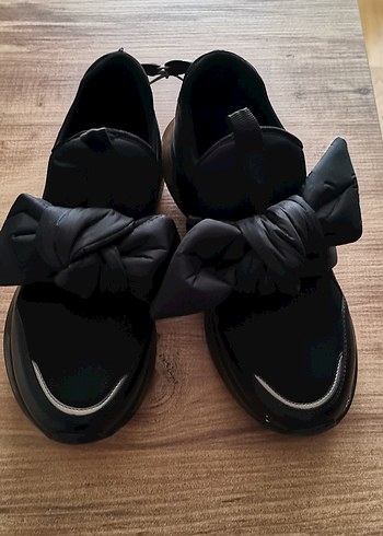 Siyah Fiyonklu Blok Topuklu Kadın Spor Ayakkabı - Görsel 2