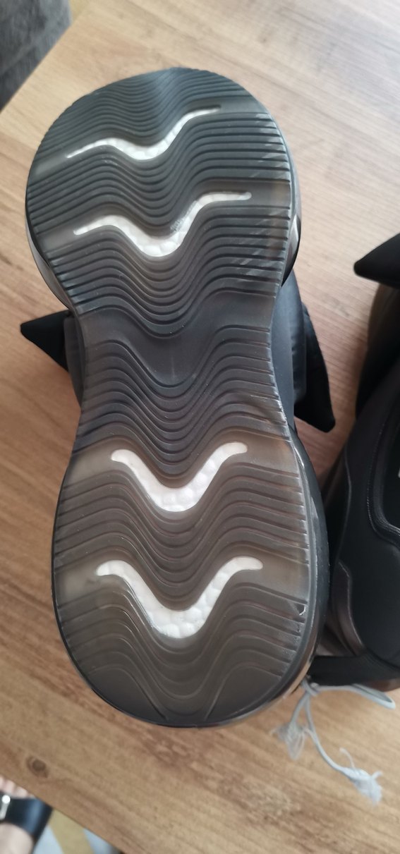 Siyah Fiyonklu Blok Topuklu Kadın Spor Ayakkabı - Görsel 5