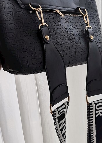 Tokalı Siyah Yılan Derisi Desenli Kadın Çanta - Görsel 2