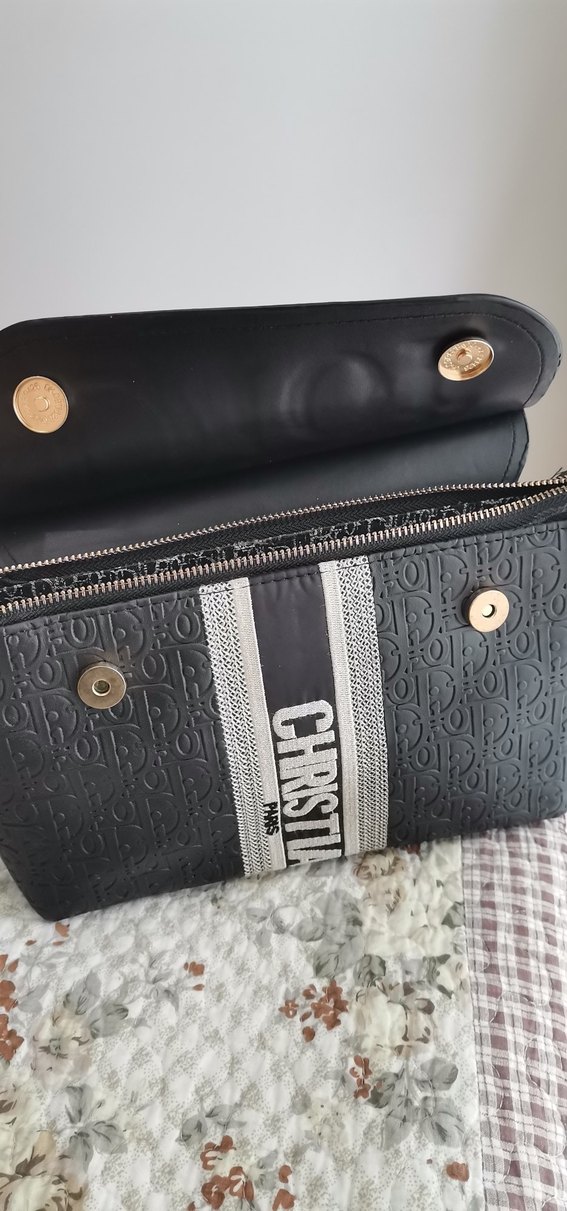 Tokalı Siyah Yılan Derisi Desenli Kadın Çanta - Görsel 5