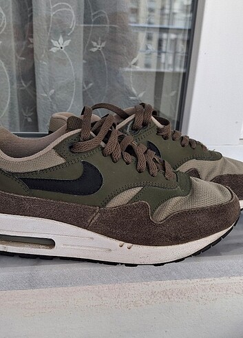 35 Beden haki Renk Orijinal Nike Spor ayakkabi