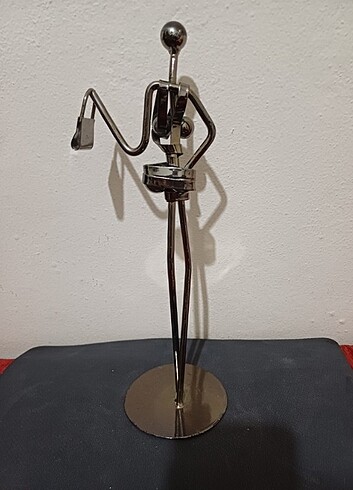 Buyuk boy metal biblo