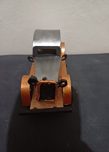 Metal araba