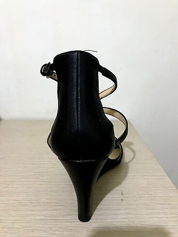 Nine West Siyah deri topuklu sandalet 38 numara
