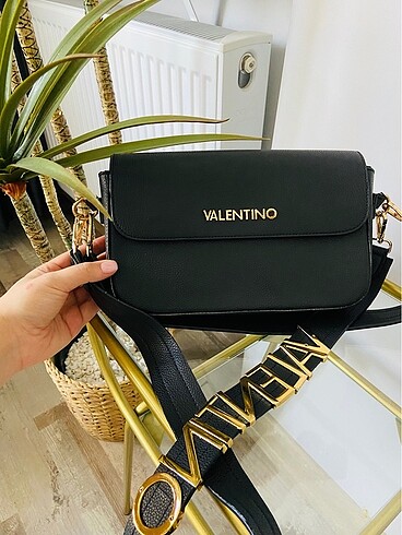 Valentino Muadili Çanta