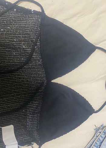 Siyah Payetli Mini V Yaka bluz boyundan bağlamalı - Görsel 2