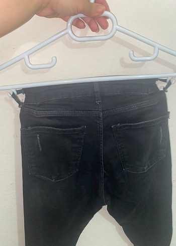 Siyah Kemerli Kadın Kot Pantolon - Görsel 2