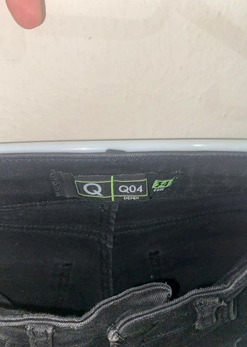 Siyah Kemerli Kadın Kot Pantolon - Görsel 4