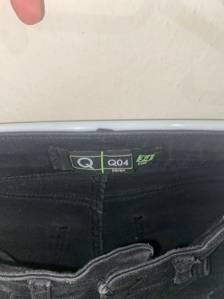 Siyah Kemerli Kadın Kot Pantolon - Görsel 4