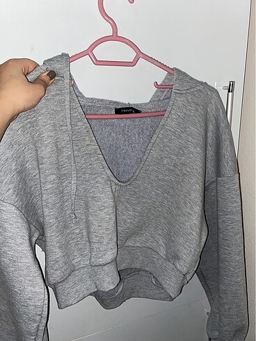 Crop sweatshirt