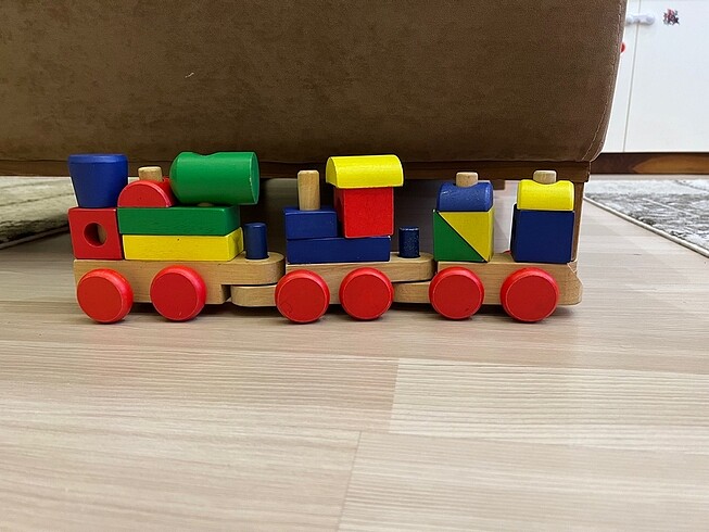 Ahşap tren