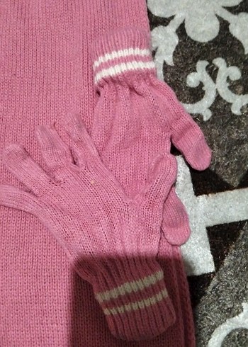 Kız Çocuk Pembe Örgü Eldiven ve Atkı Seti - Görsel 2