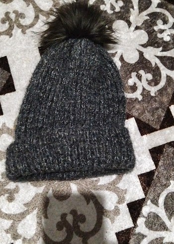 Renkli Örgü Kadın Bere Tane 100 tl'dir - Görsel 4