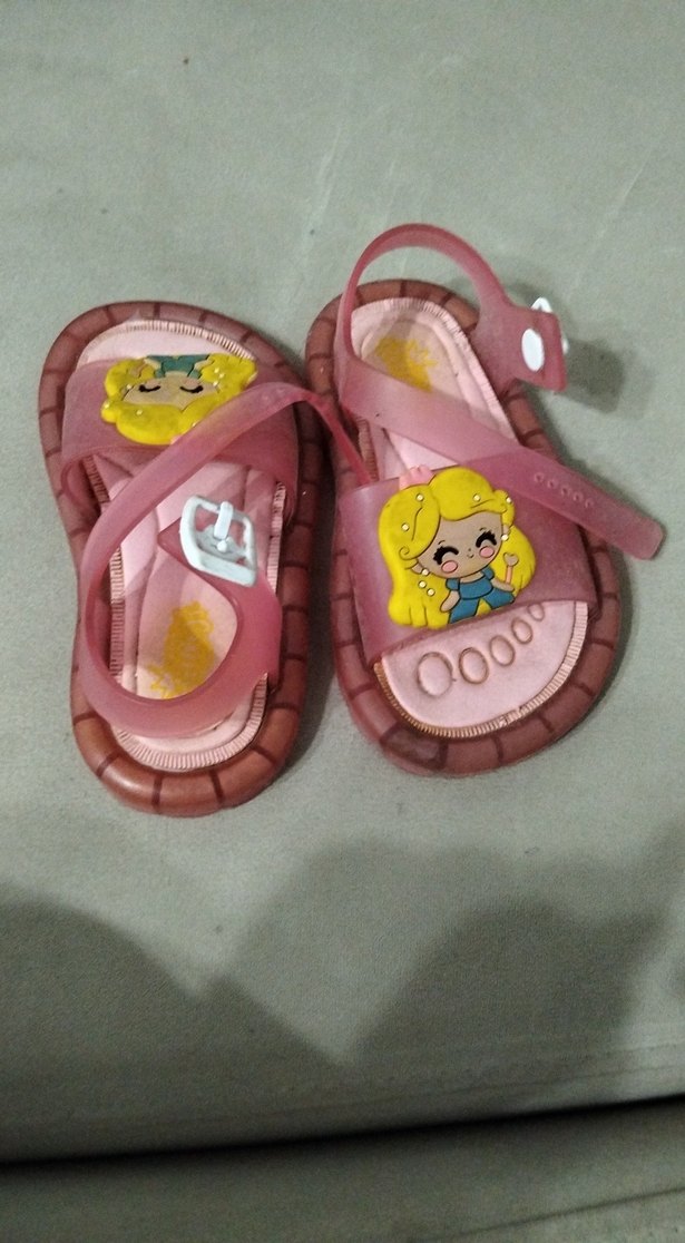 Kız Çocuk Pembe Baskılı Tokalı Terlik - Görsel 2