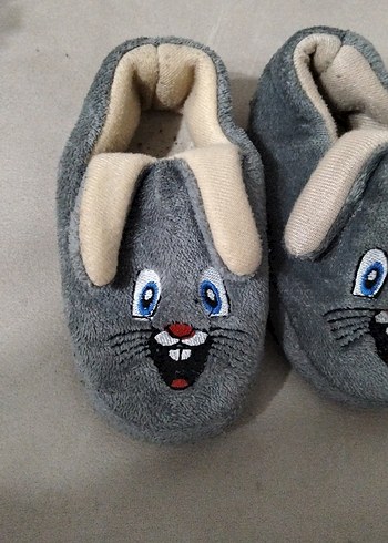 Kız Çocuk Gri Nakışlı Sıcak Ev Terliği - Görsel 2