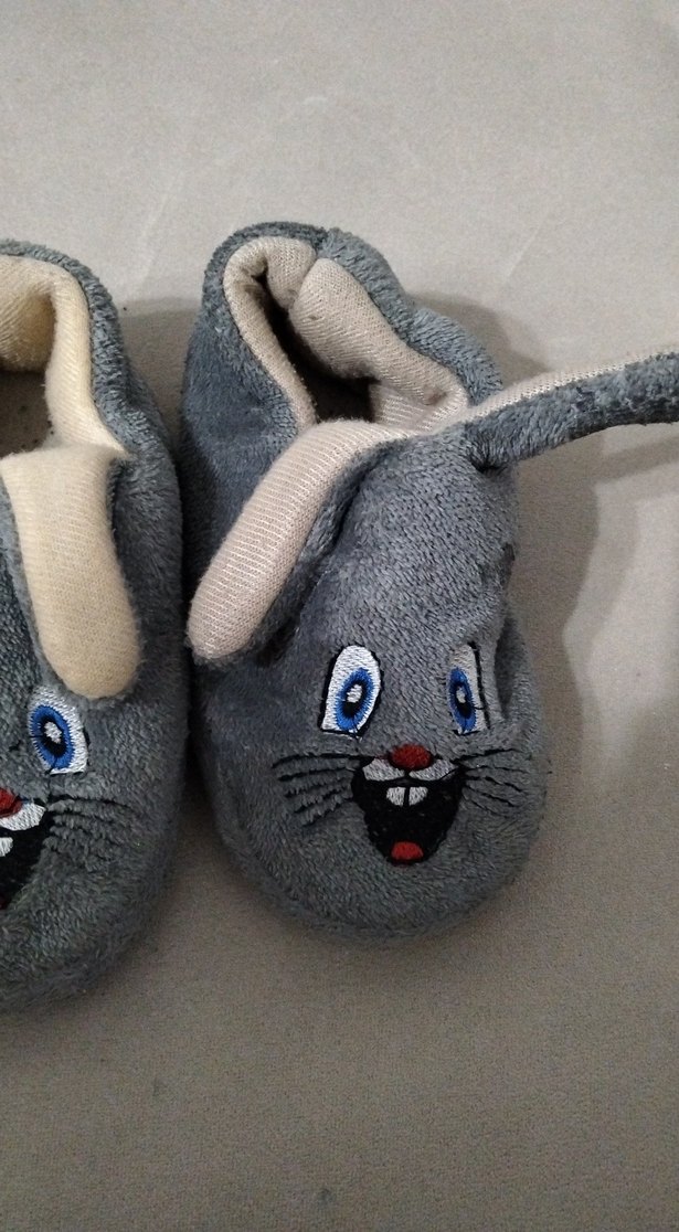 Kız Çocuk Gri Nakışlı Sıcak Ev Terliği - Görsel 3