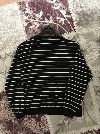 Çizgili sweatshirt ve bordo sweatshirt takas