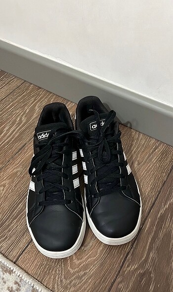 Adidas grand court ayakkabı