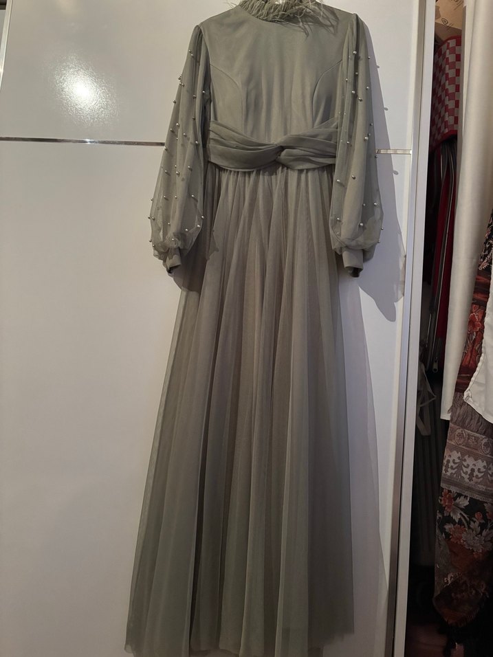 Uzun Kollu Gri Drapeli Kadın Abiye Elbise - Görsel 3