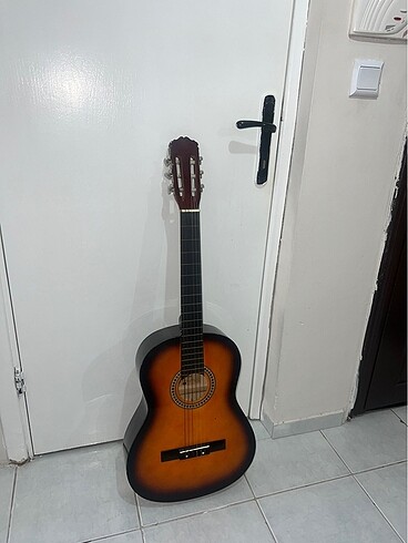 Laguna Akustik Gitar
