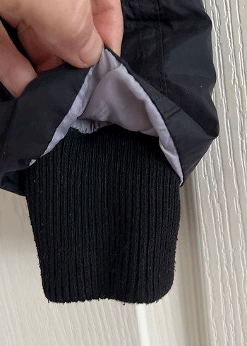 XSIDE Siyah Parlak Erkek Yağmurluk - Görsel 4