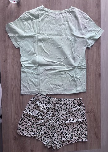 Yeşil Baskılı Kısa Kollu Kadın Pijama Takımı - Görsel 2